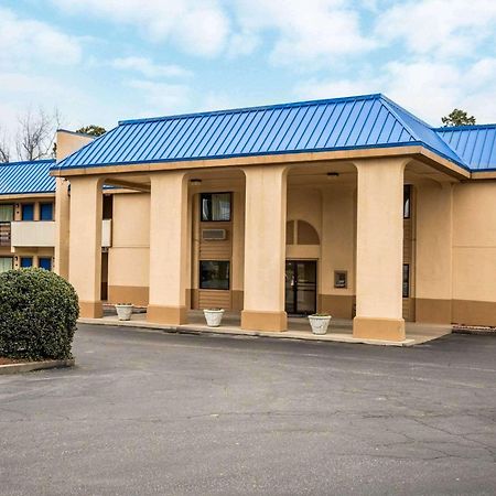 Rodeway Inn & Suites Plymouth Hwy 64 Exteriér fotografie